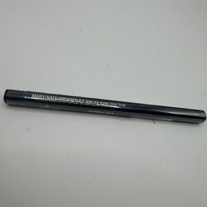 Mary-Kate Line My Eyes Eyeliner – Sparkling Black ✨🖤